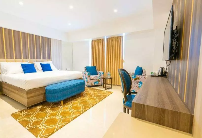 Hotelli The Thane Club