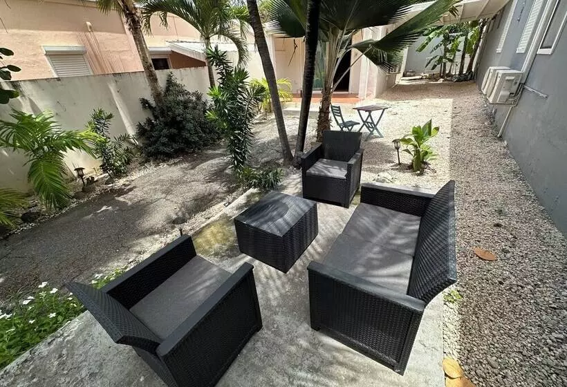 Charming 1 Bed Studio In Simpson Bay   Beacon Hill