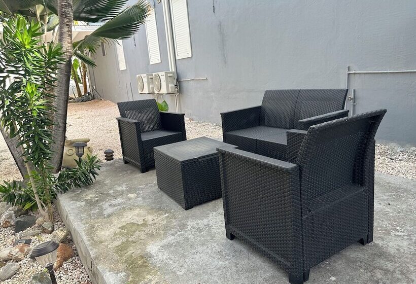 Charming 1 Bed Studio In Simpson Bay   Beacon Hill