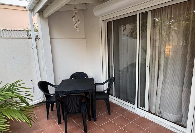 Charming 1 Bed Studio In Simpson Bay   Beacon Hill