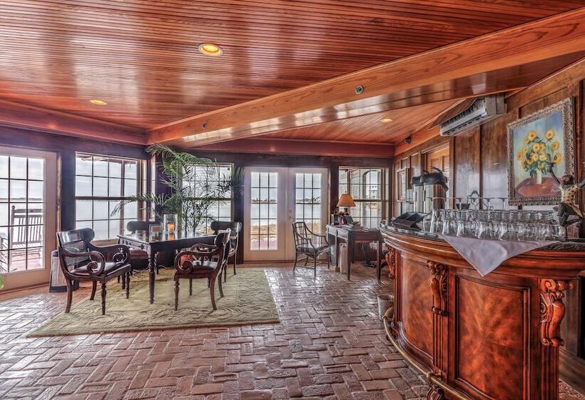 酒店 Lighthouse Club