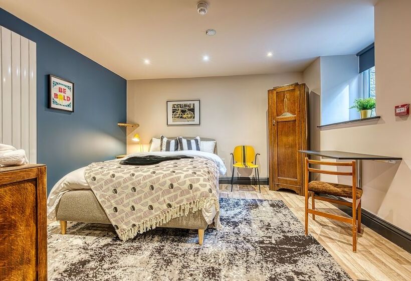 پانسیون New Unique Keighley Room