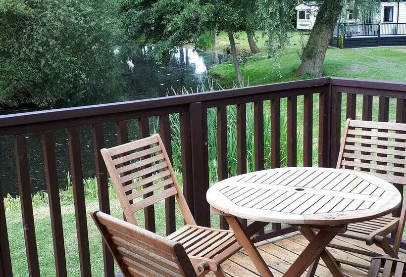 Lomakeskus Barlings Country Park