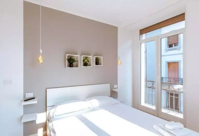 Central House   Apartments In Naples
