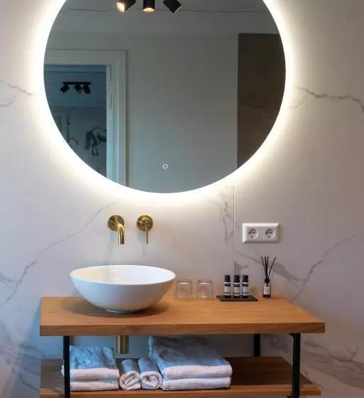 ホテル Het Heerenlogement Beusichem