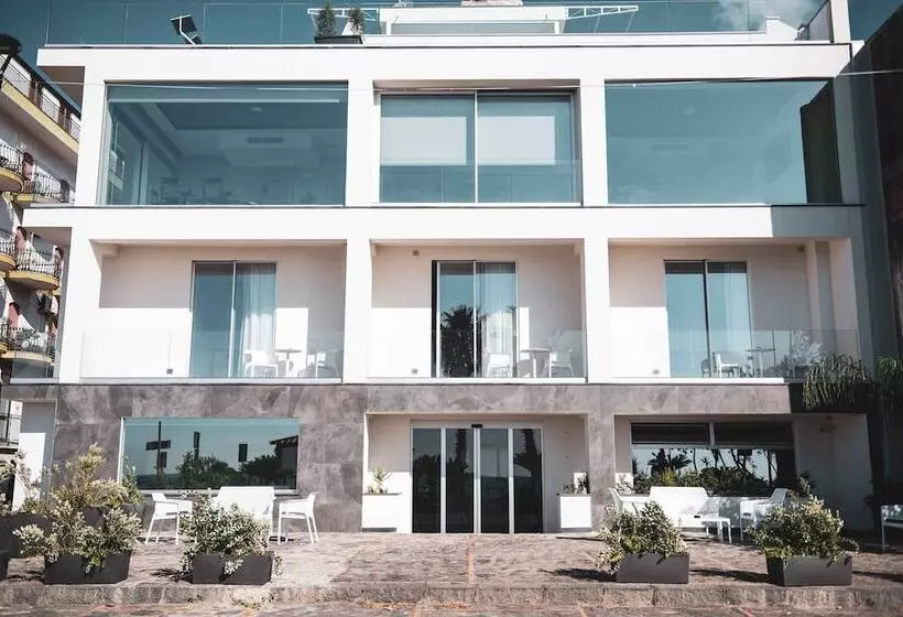 ホテル Marino Wellness