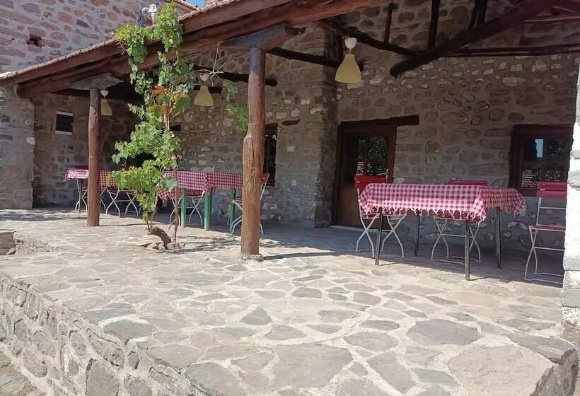 ホテル Thousand Ally Boutique