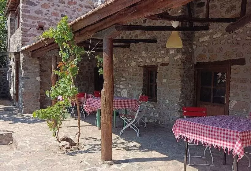 ホテル Thousand Ally Boutique