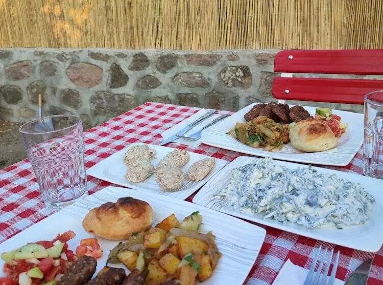 ホテル Thousand Ally Boutique