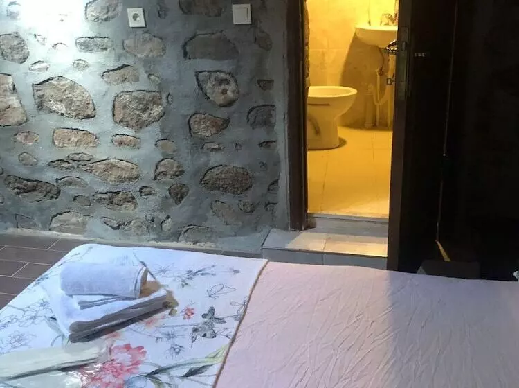 ホテル Thousand Ally Boutique