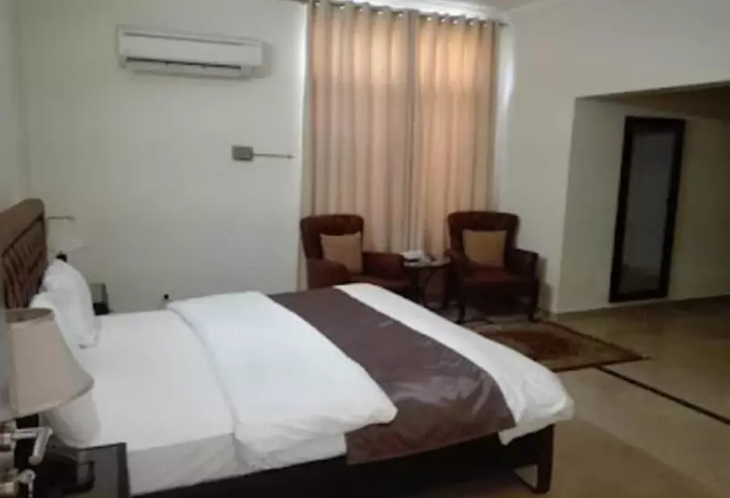 پانسیون Imperial Lodges Islamabad