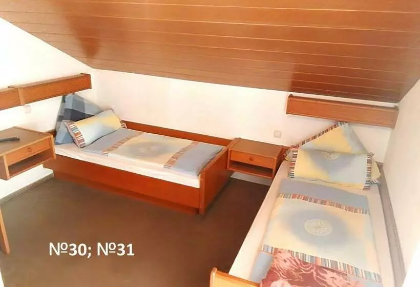 Retkeilymaja Pension Memminger