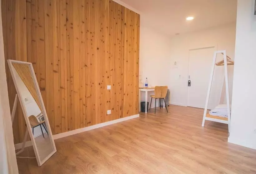 تختخواب و صبحانه Vila Rosario