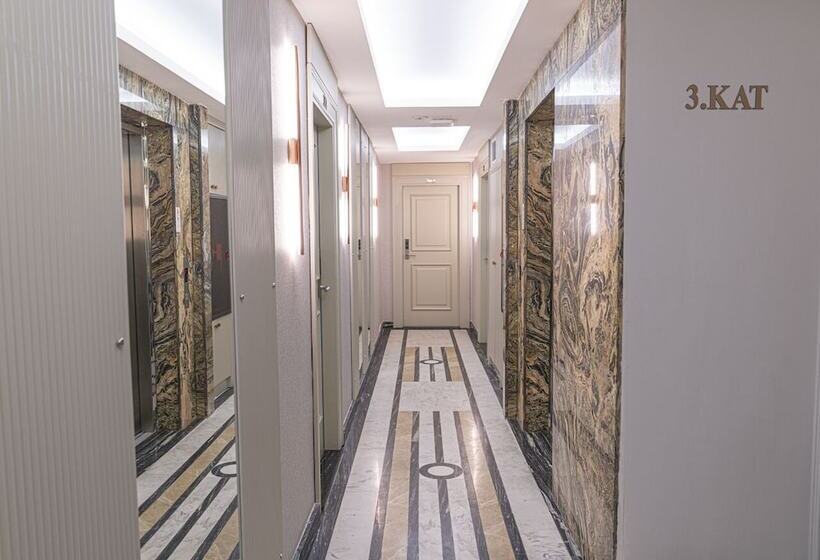 ホテル Cetin Port