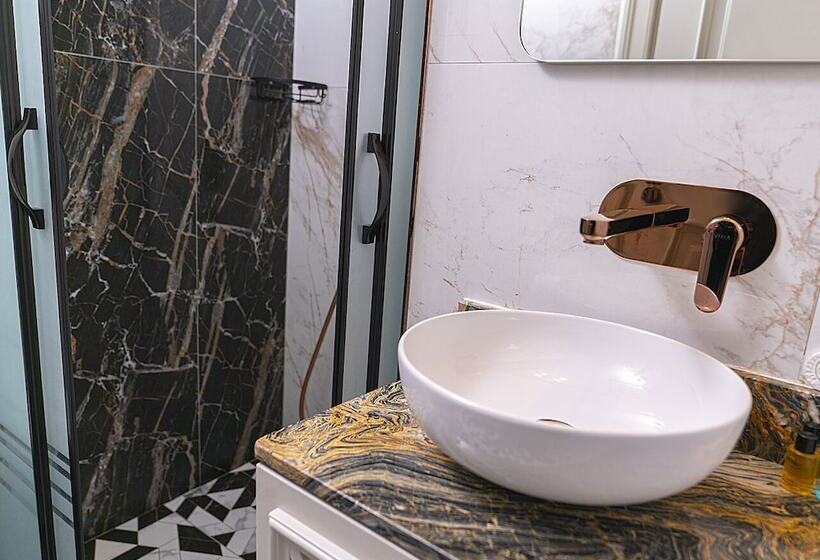 ホテル Cetin Port