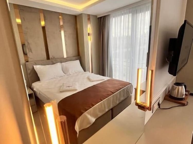 ホテル Cetin Port