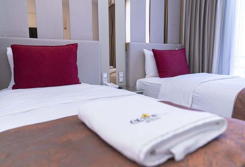 ホテル Cetin Port