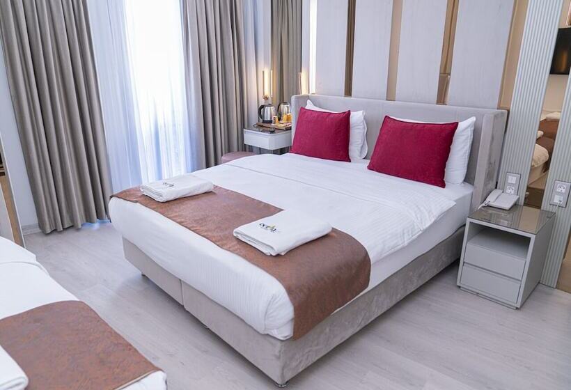 ホテル Cetin Port