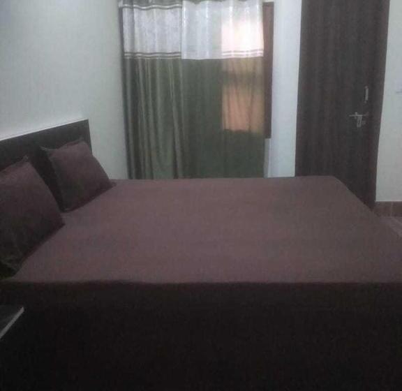 Hotel Oyo 91128  Mongoose Palace