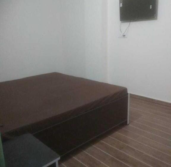 Hotel Oyo 91128 Mongoose Palace