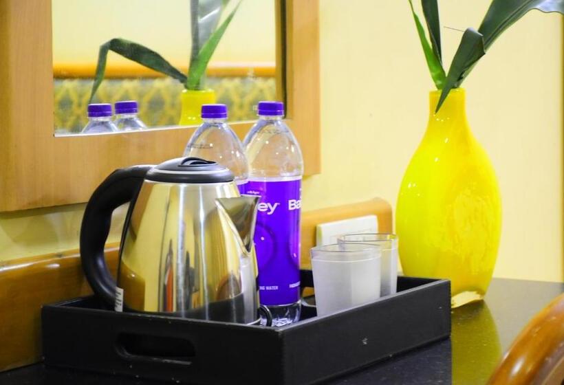 Nakshatree Hotels, Maruthi Residency  Mogappair