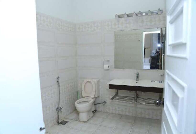 پانسیون Grand Hayat Guest House