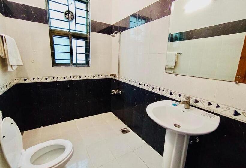 پانسیون Grand Hayat Guest House