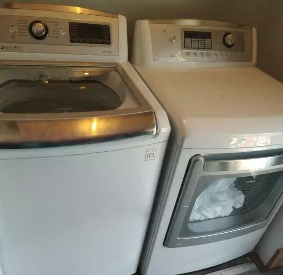 ユースホステル Premium Suite Private Bathroom W Full House Amenities Rm 5