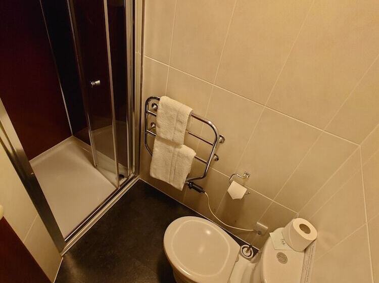 Отель Kintail Lodge