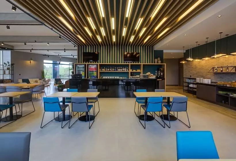 ホテル Slaviero Ponta Grossa