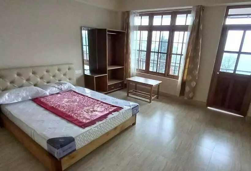 Lomakeskus Sherpa Villa