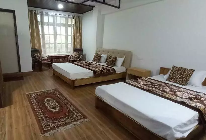 Lomakeskus Sherpa Villa