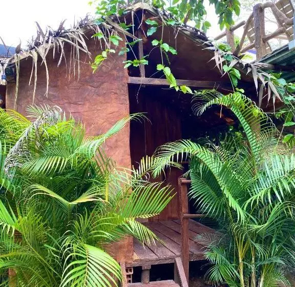 Hotelli Eco Resort
