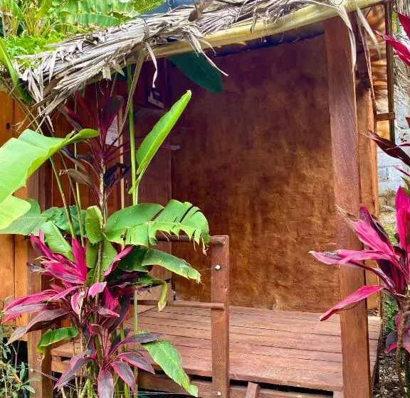 Hotelli Eco Resort