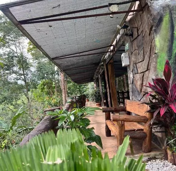 Hotelli Eco Resort