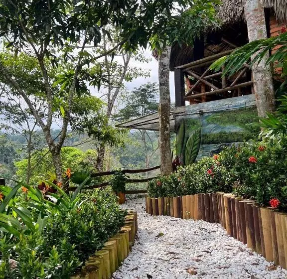 Hotelli Eco Resort