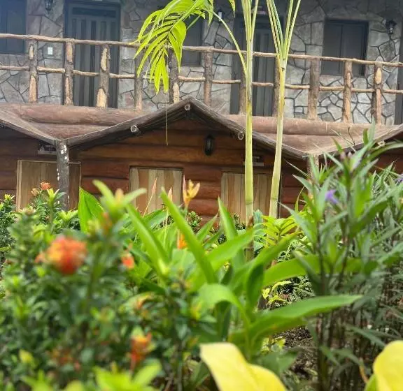 Hotelli Eco Resort