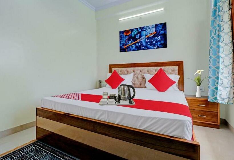 בית מלון כפרי O Karan