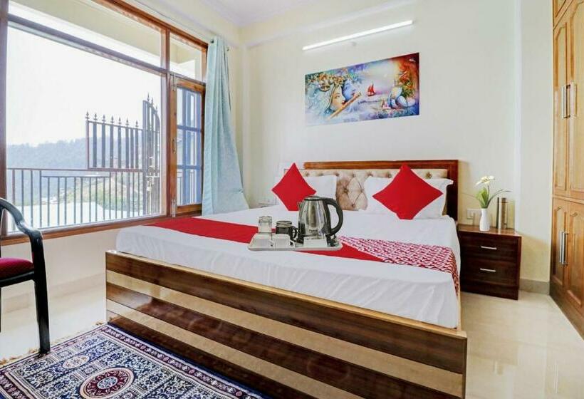 בית מלון כפרי O Karan