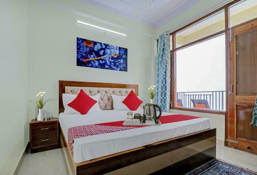 בית מלון כפרי O Karan