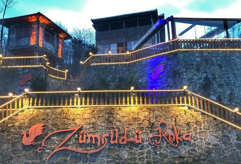 Zümrüdüanka Otel