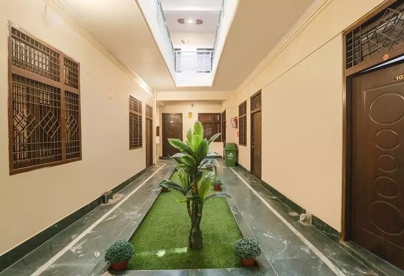 Fabhotel Haidri