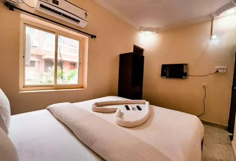 Hotelli Candolim Aloft
