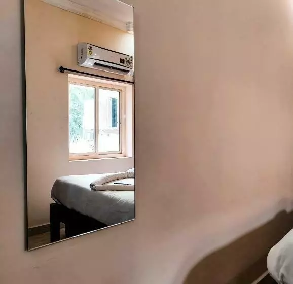 Hotelli Candolim Aloft