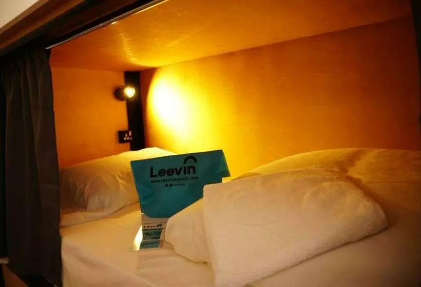 Leevin Hostel George