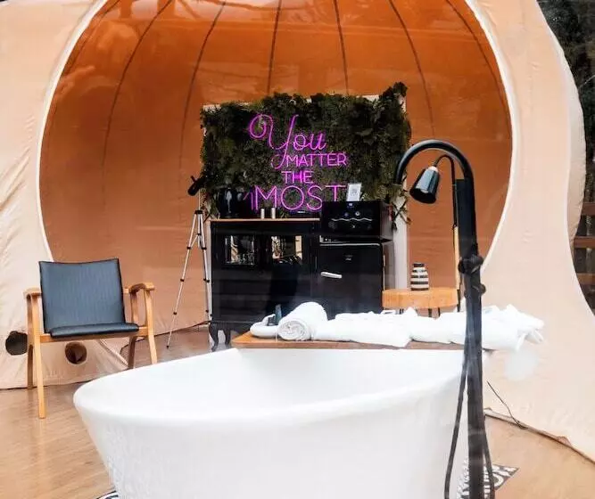 Hotelli Zion Bubble Glamping