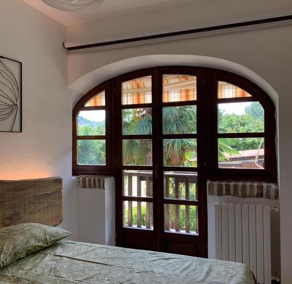 ペンション Piedmont Holidays