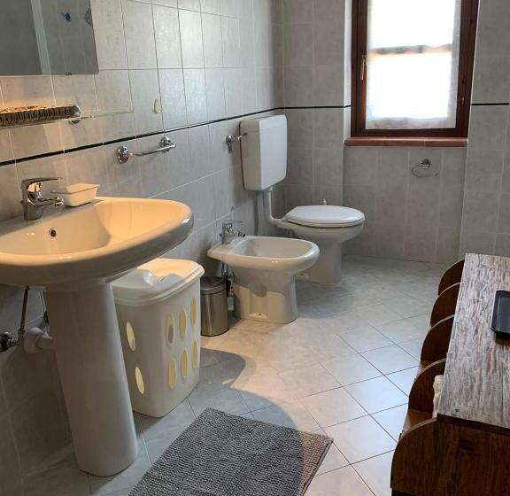 ペンション Piedmont Holidays