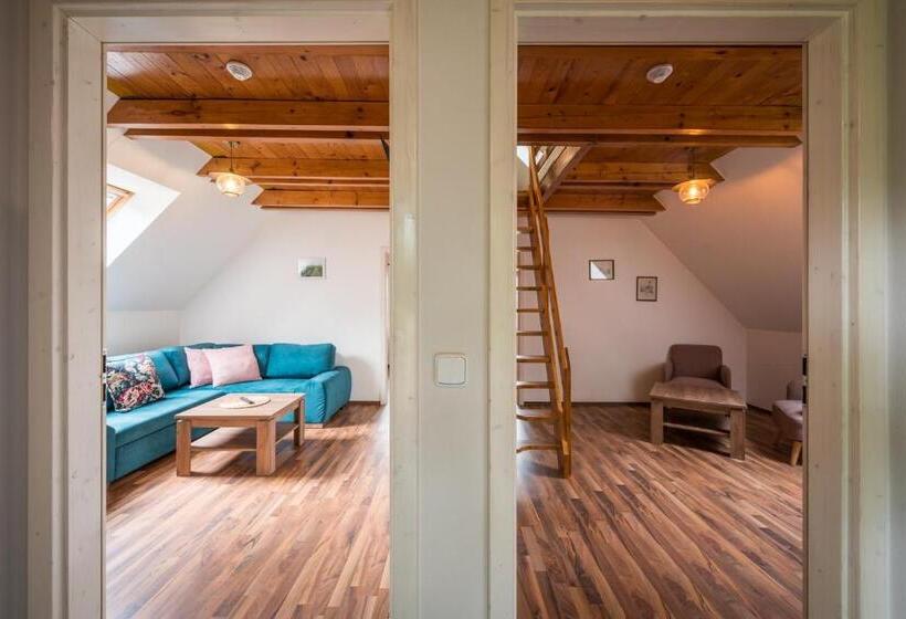 ペンション Vinařství Vrátil Penzion