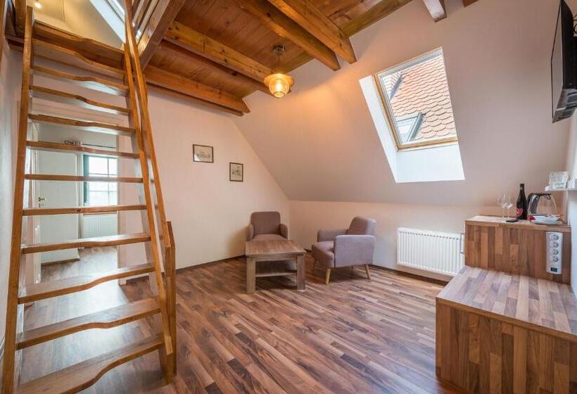 ペンション Vinařství Vrátil Penzion